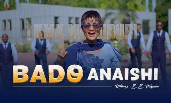 Mt. Kizito Makuburi - Bado Anaishi Gospel